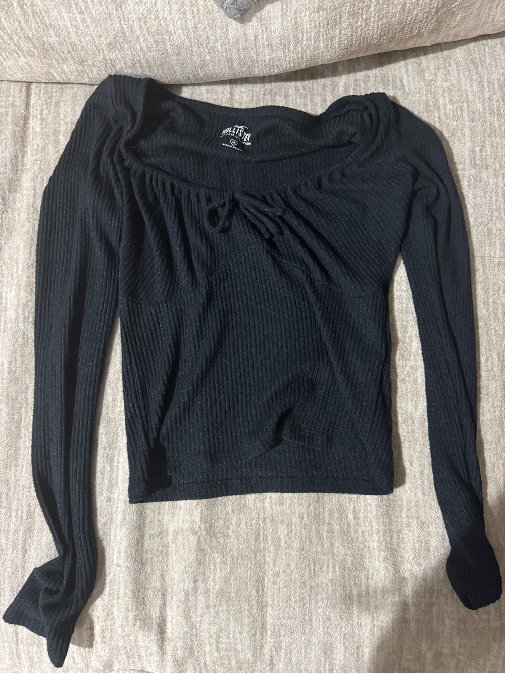 Hollister Black Ribbed Long-Sleeve Scoop Tie Top